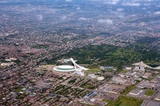 Aerial photo of the Jardin botanique de Montréal, the Olynmpic Stadium, and their surroundings